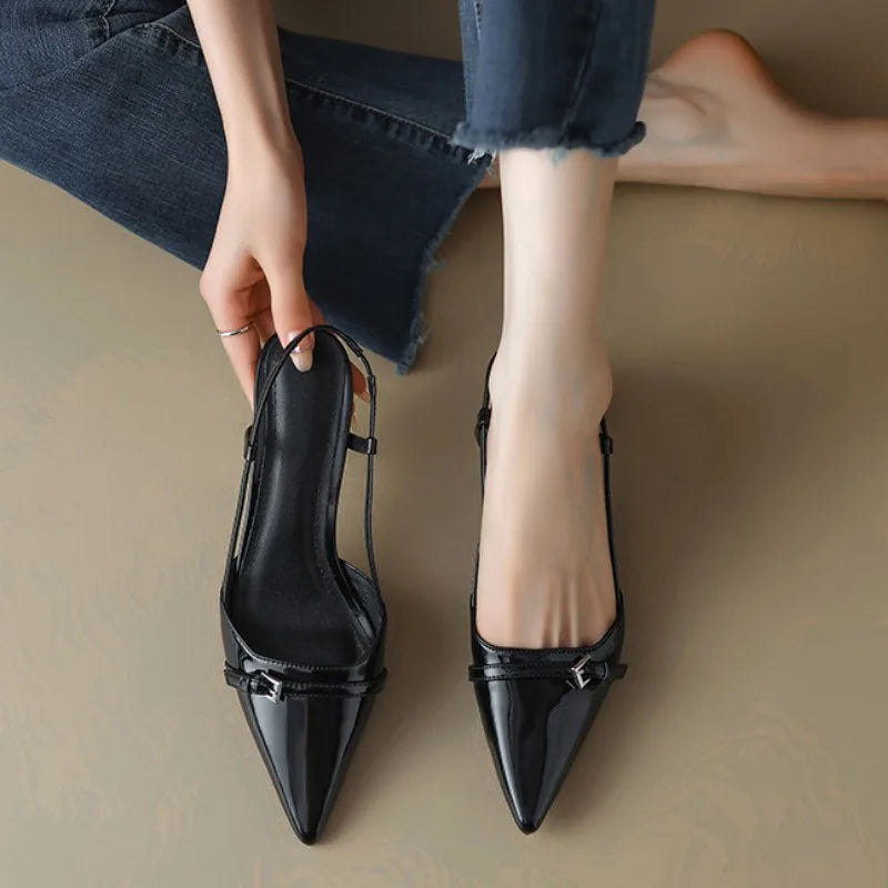 Scarpin Pérola Noir | Coleção Class